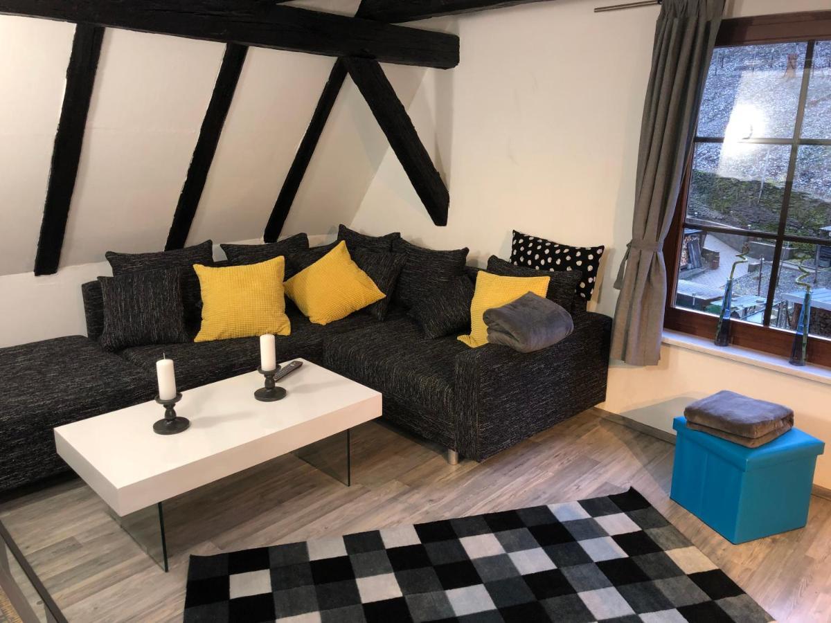 Schoene Ferienwohnung Altes Gebaelk Fachwerkhaus Bacharach Buitenkant foto