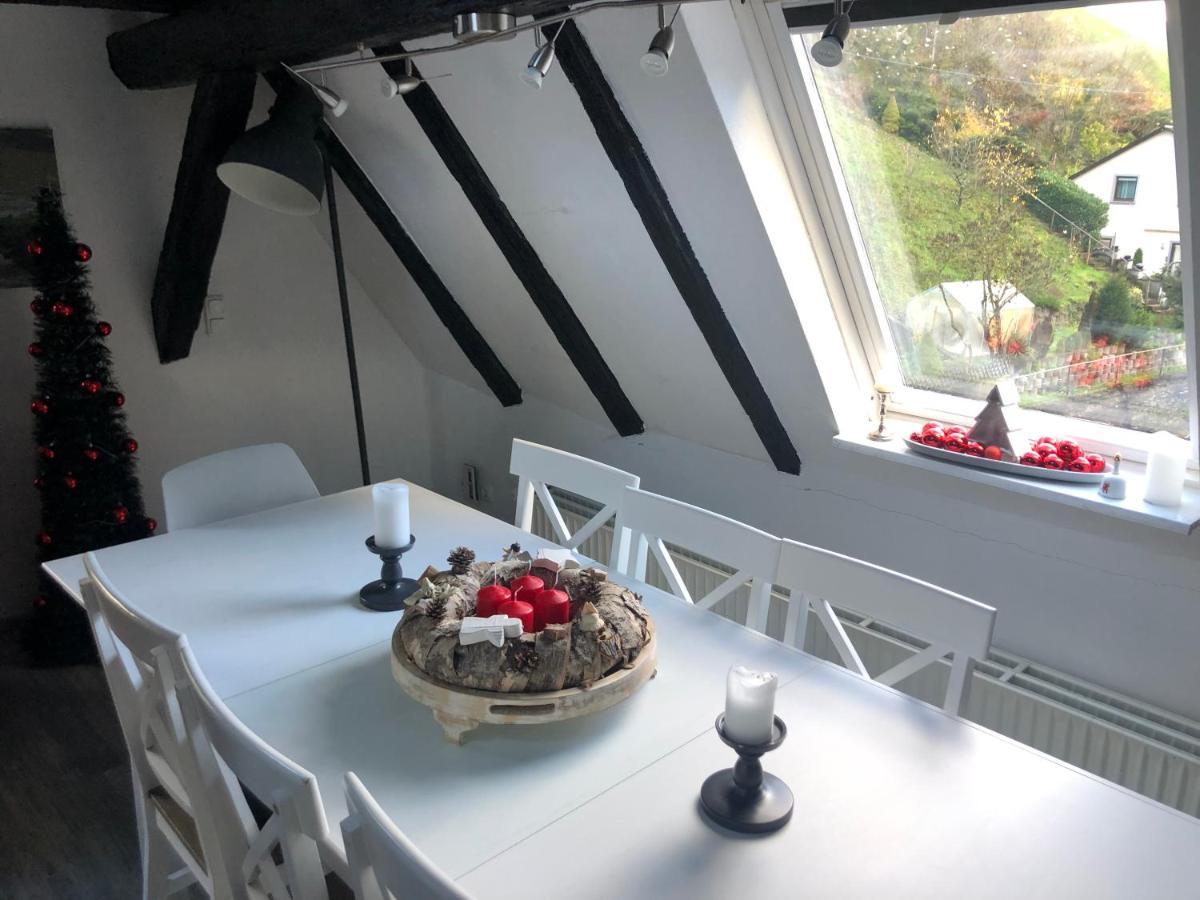 Schoene Ferienwohnung Altes Gebaelk Fachwerkhaus Bacharach Buitenkant foto