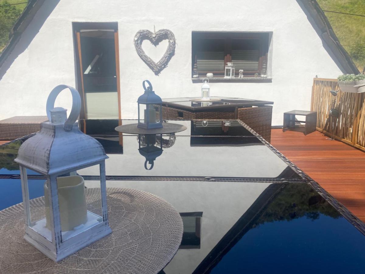 Schoene Ferienwohnung Altes Gebaelk Fachwerkhaus Bacharach Buitenkant foto
