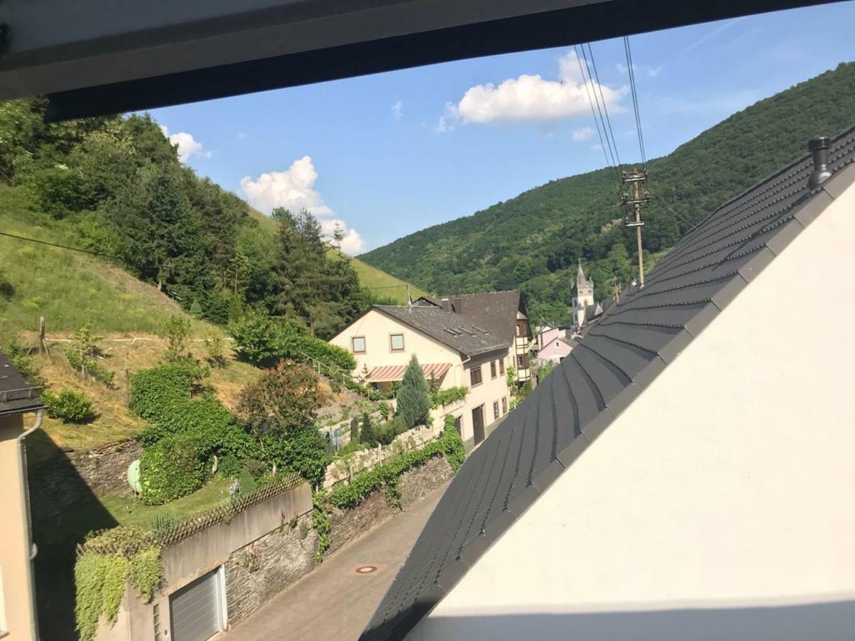 Schoene Ferienwohnung Altes Gebaelk Fachwerkhaus Bacharach Buitenkant foto